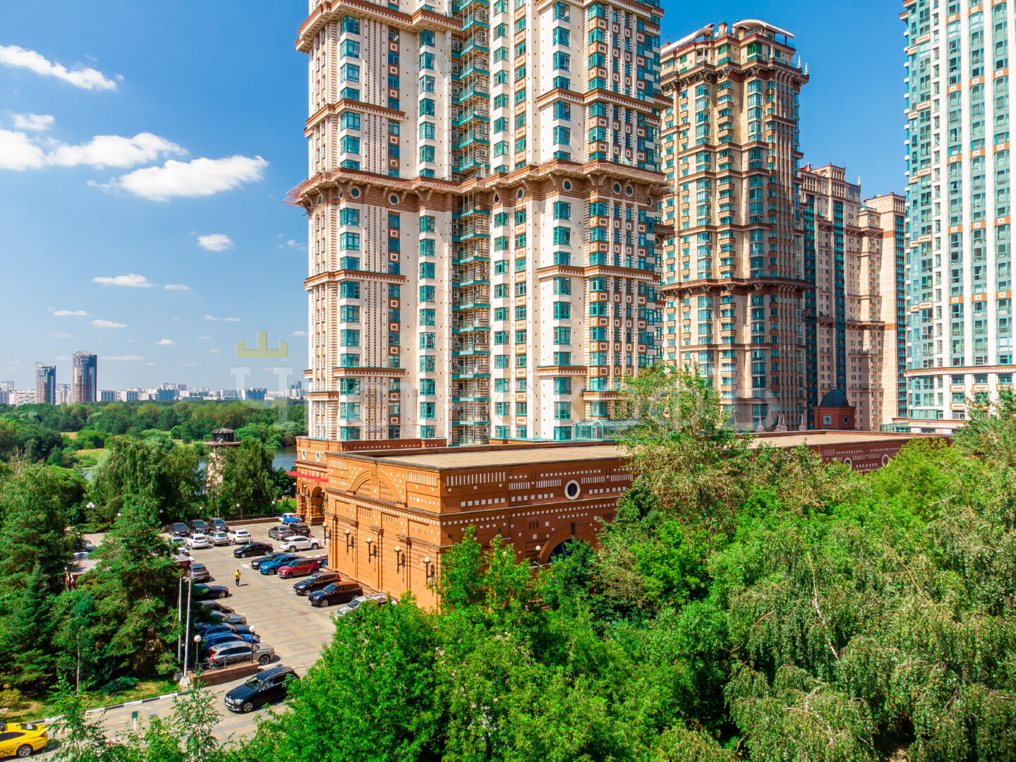 Купить квартиру в ЖК «Алые паруса»