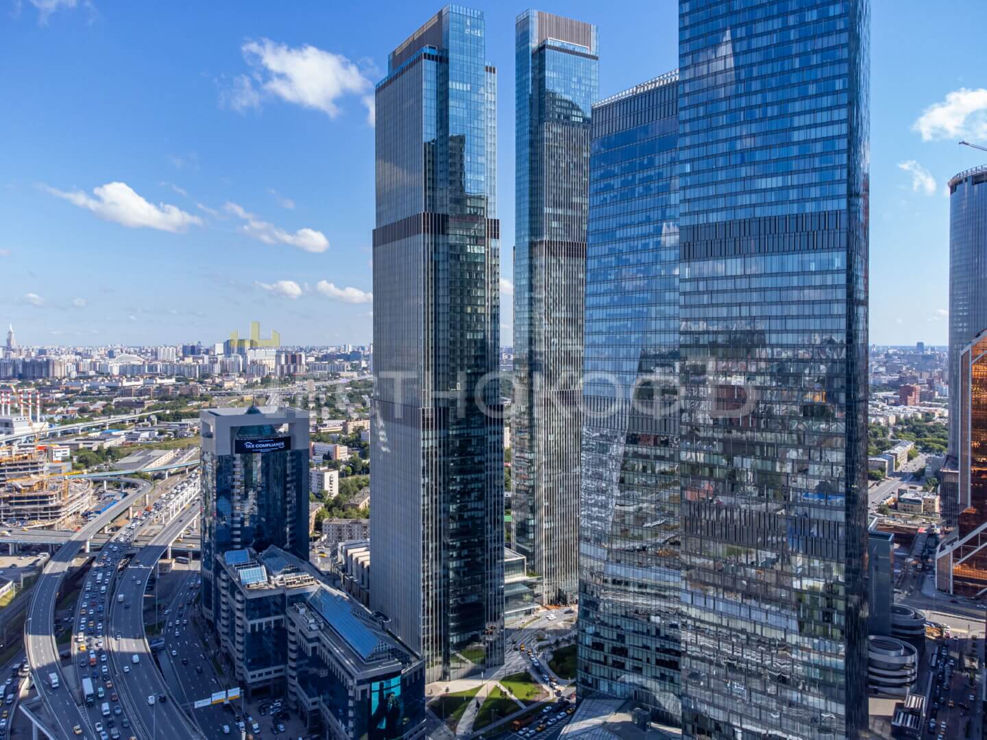 Обзор ЖК ОКО