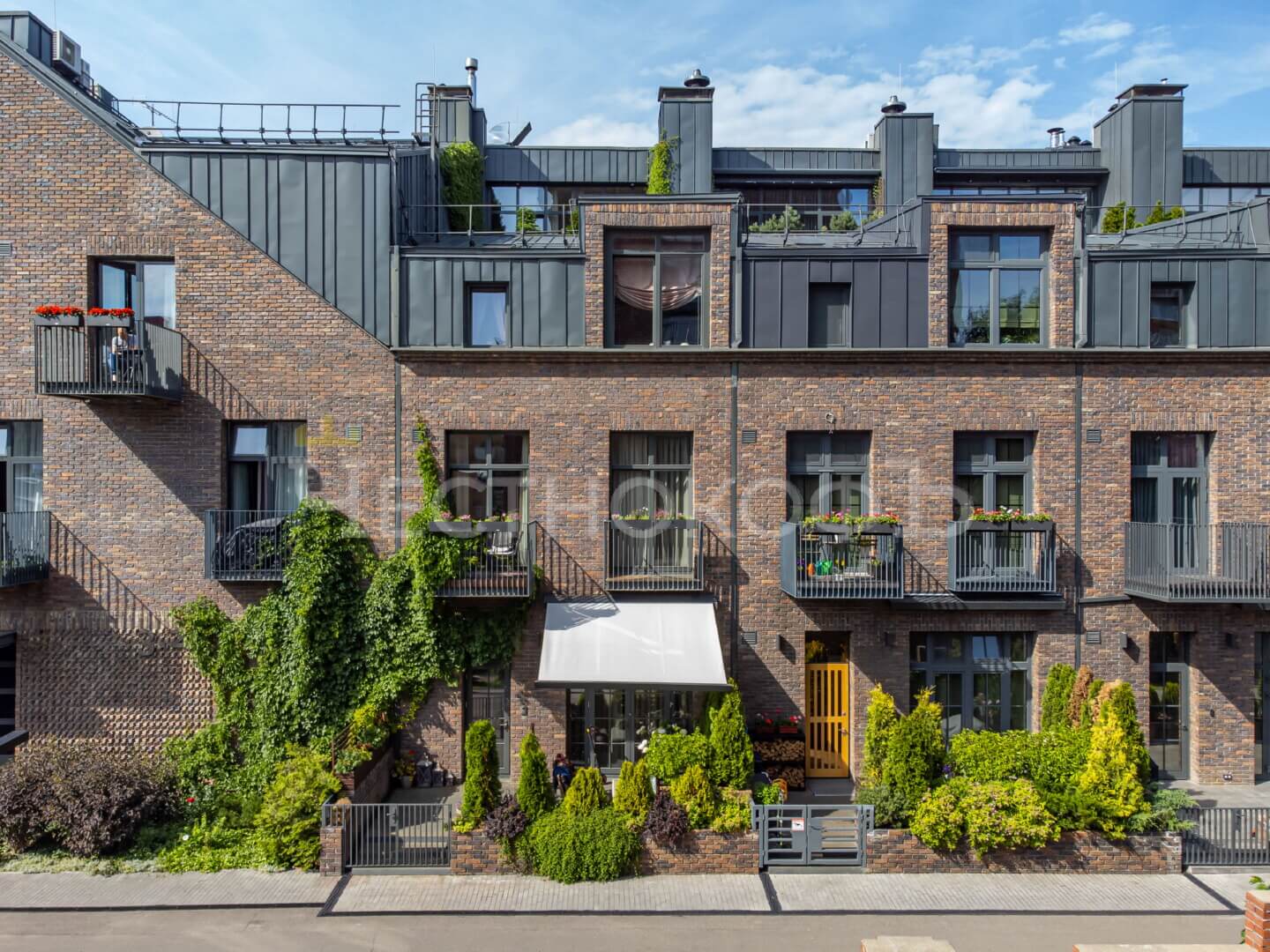 Купить квартиру в ЖК Рассвет Loft Studio